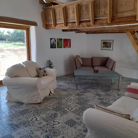 The Mad Hatters Kitchen * Caunay