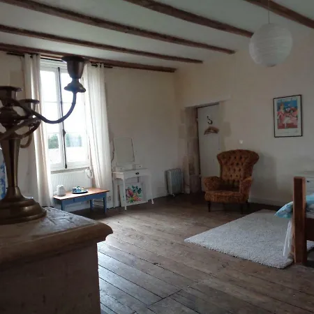 The Mad Hatters Kitchen *