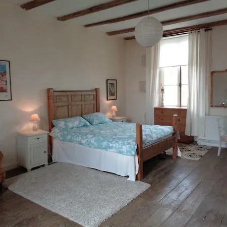 Séjour à la campagne The Mad Hatters Kitchen Caunay