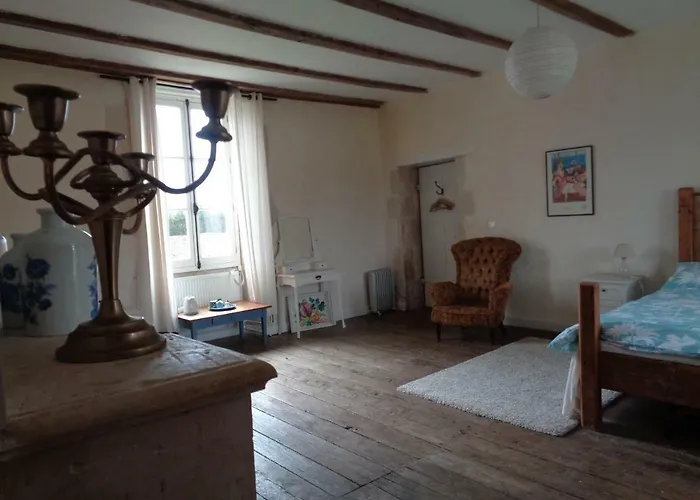 The Mad Hatters Kitchen *